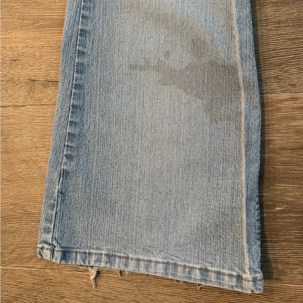 6/$25 Mudd Light Blue Flare Jeans - Picture 5 of 16